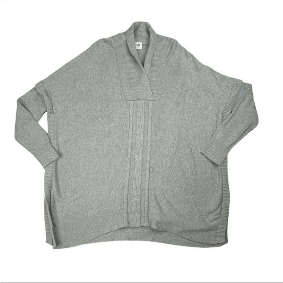 CAbi Gray Charlotte Poncho Tunic Sweater Sz S EUC - Picture 5 of 10